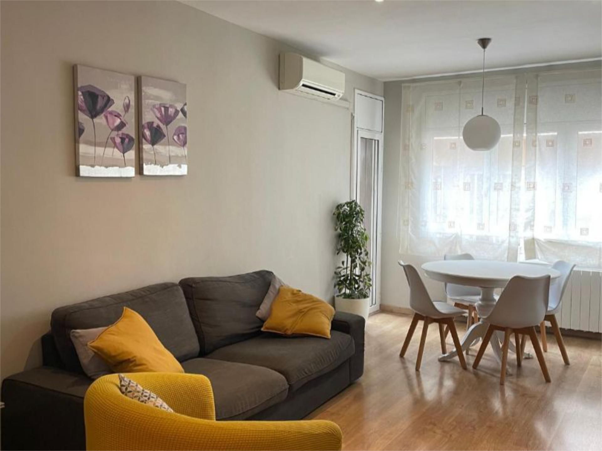 Living room of Flat for sale in  Barcelona Capital  with Air Conditioner and Balcony