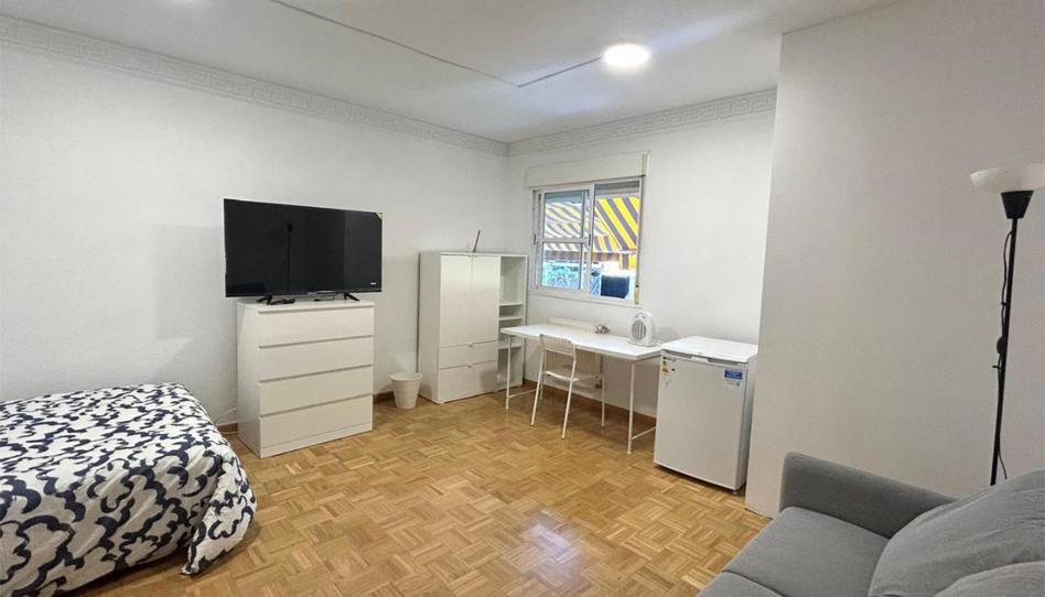 Pis per a compartir a Calle Giralda, 16, Los Hueros, Madrid - imatge 1 Foto 1 de Pis per a compartir a Calle Giralda, 16, Los Hueros, Madrid