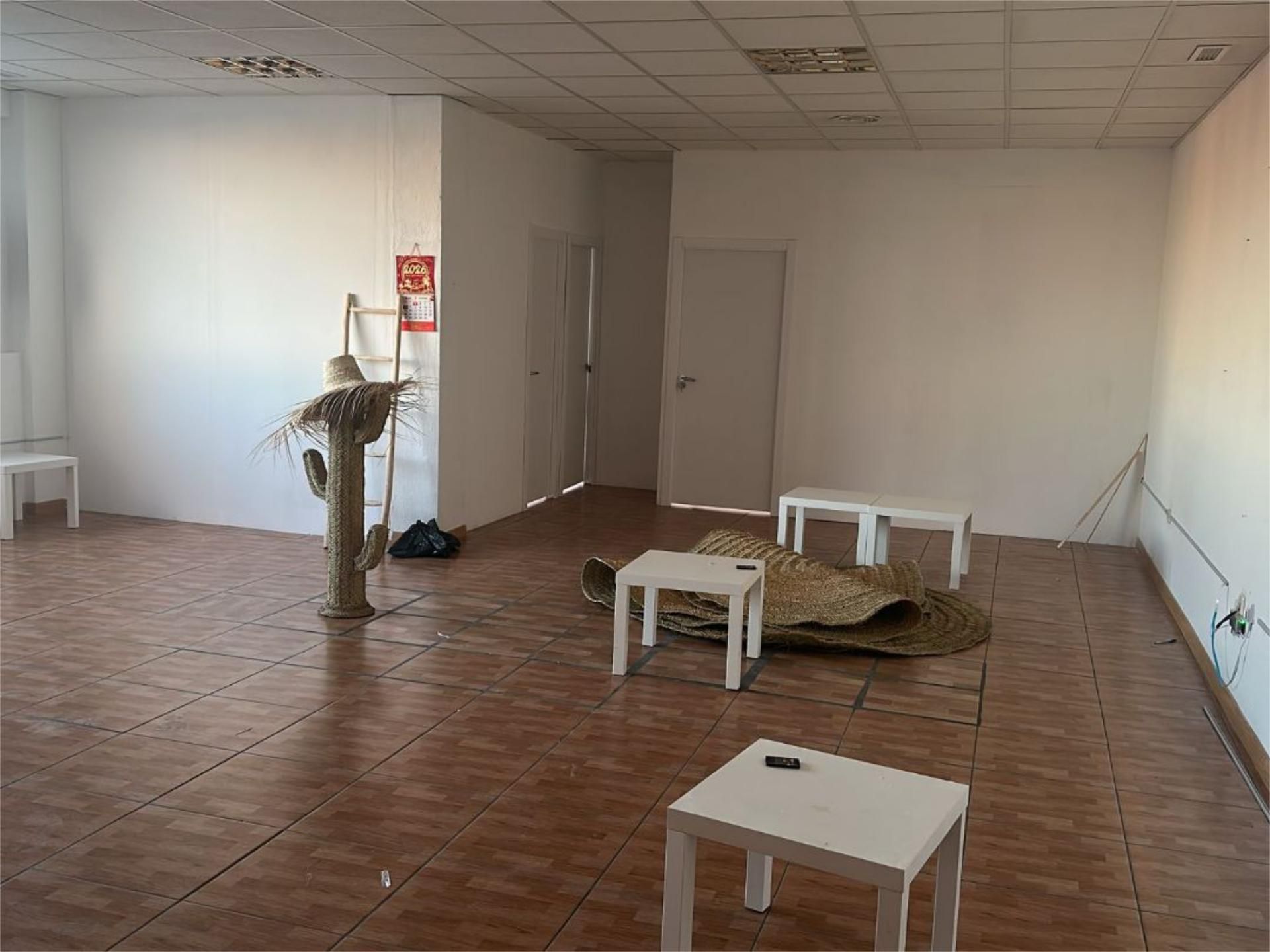 Industrial buildings for rent in  Madrid Capital  with Air Conditioner and Heating