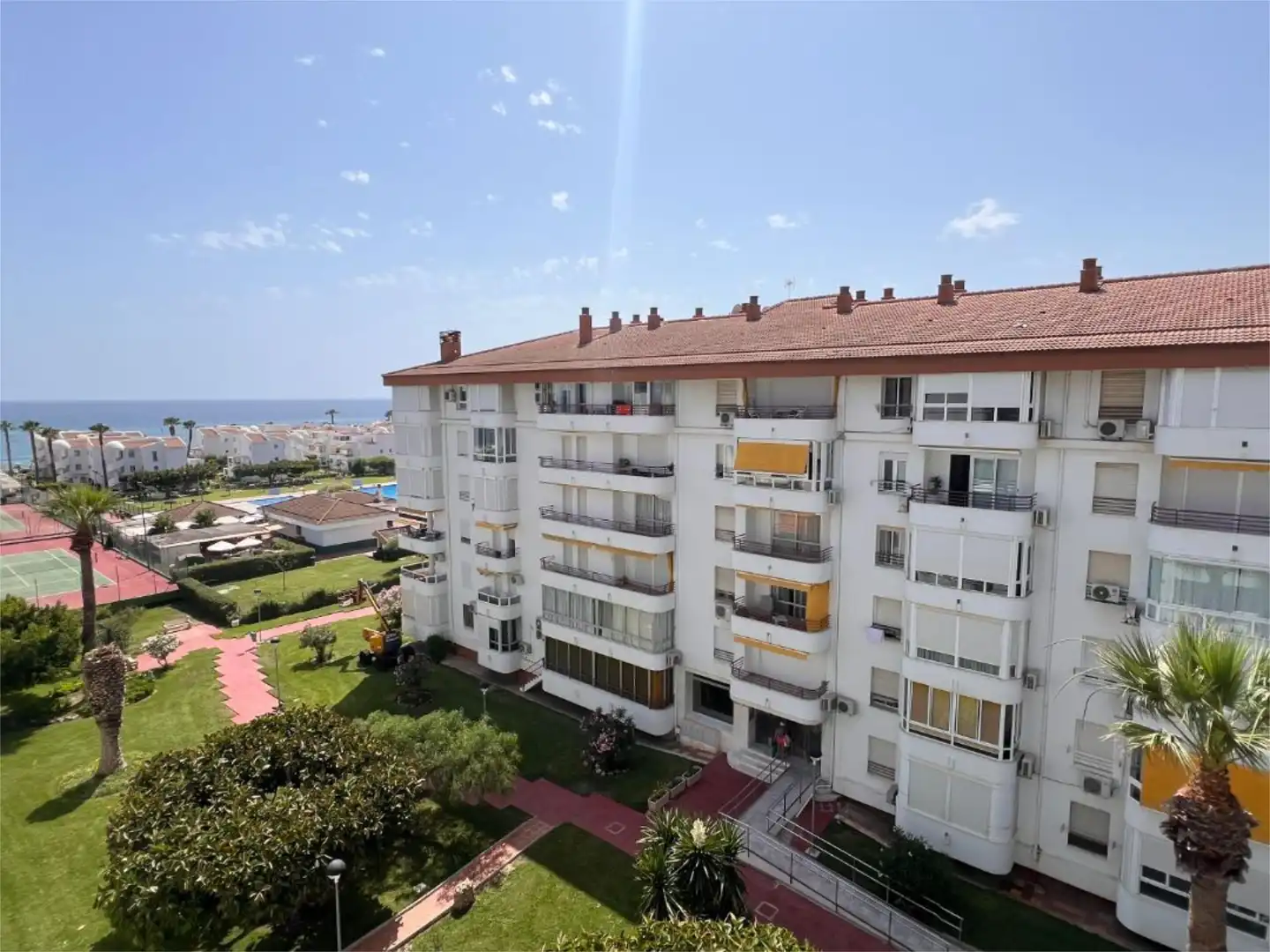 Flat for sale in Avenida Costa del Sol, 9, Laguna Beach Exterior view of Flat for sale in Torrox with Air Conditioner and Swimming Pool