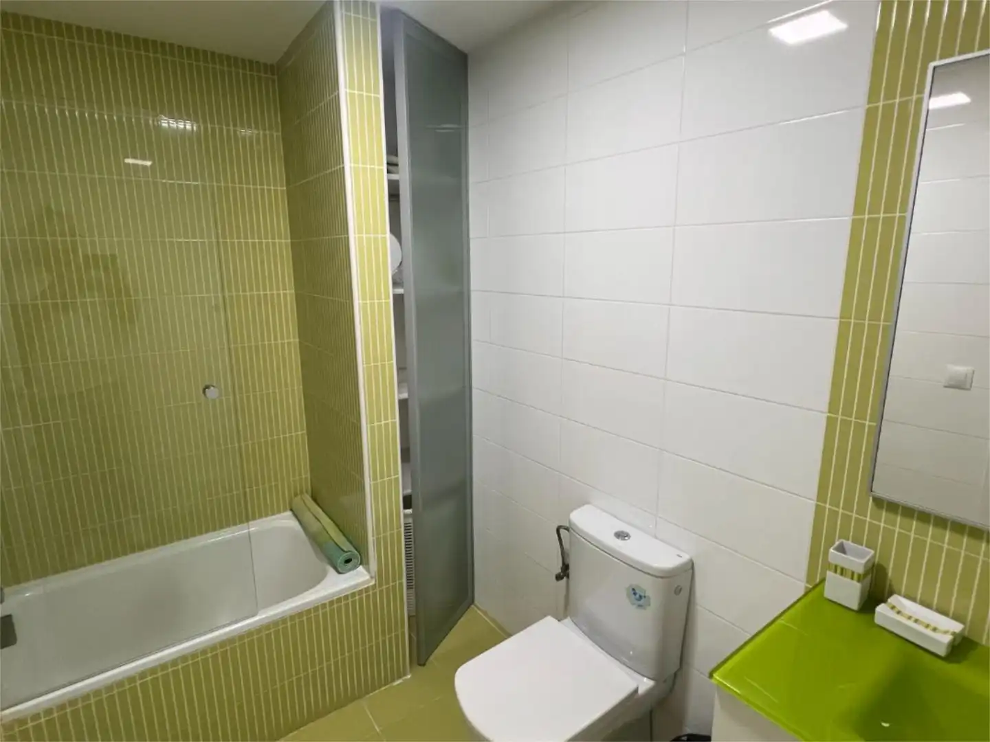 Flat for sale in Avenida Costa del Sol, 9, Laguna Beach Bathroom of Flat for sale in Torrox with Air Conditioner and Swimming Pool