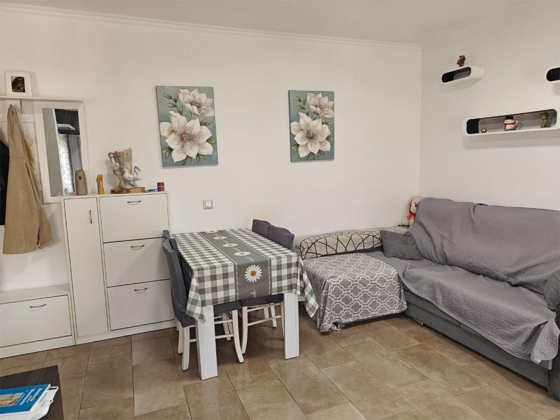 Dormitori de Pis en venda en Algeciras amb Moblat i Balcó