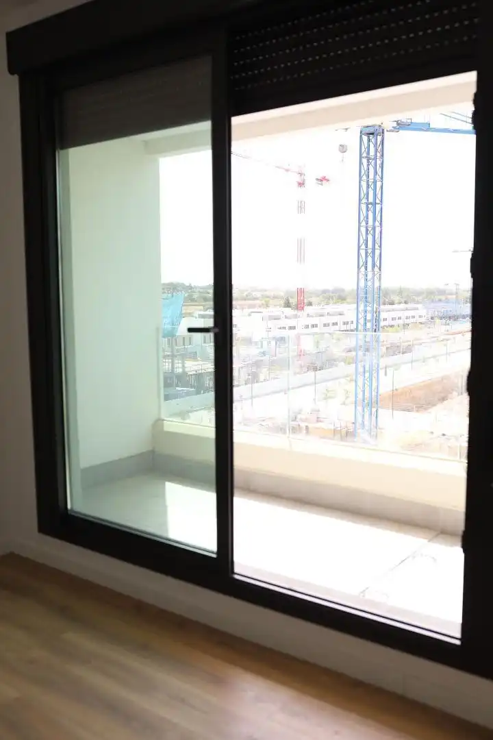 Piso en venta en Avenida de Palmas Altas, 2, Palmas Altas Piso en venta en Sevilla Capital con Aire acondicionado y Terraza