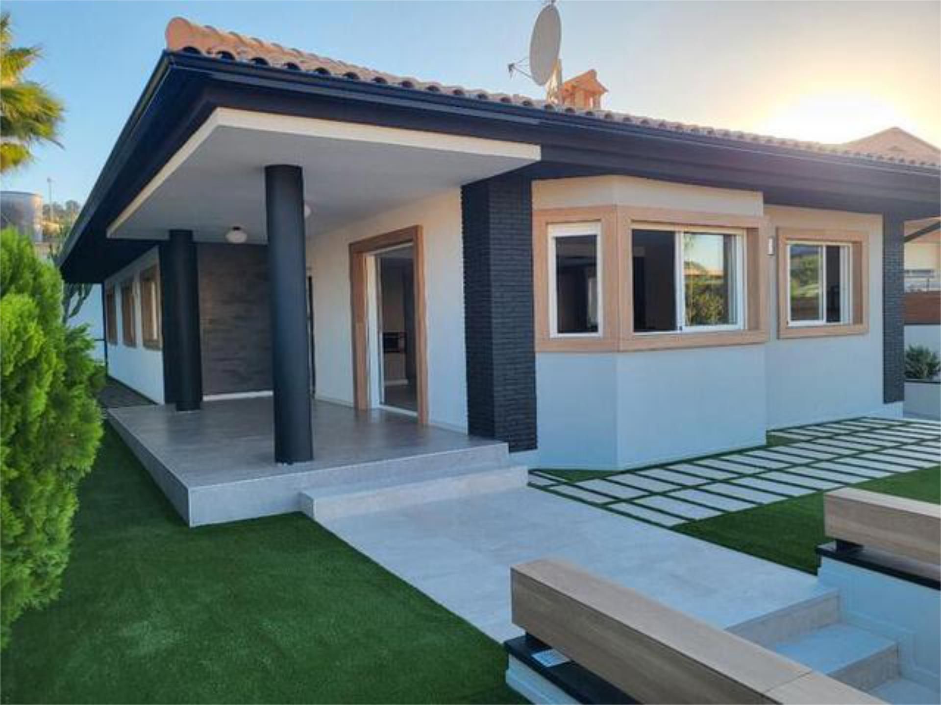 Vista exterior de Casa o xalet en venda en  Murcia Capital amb Jardí privat, Terrassa i Traster