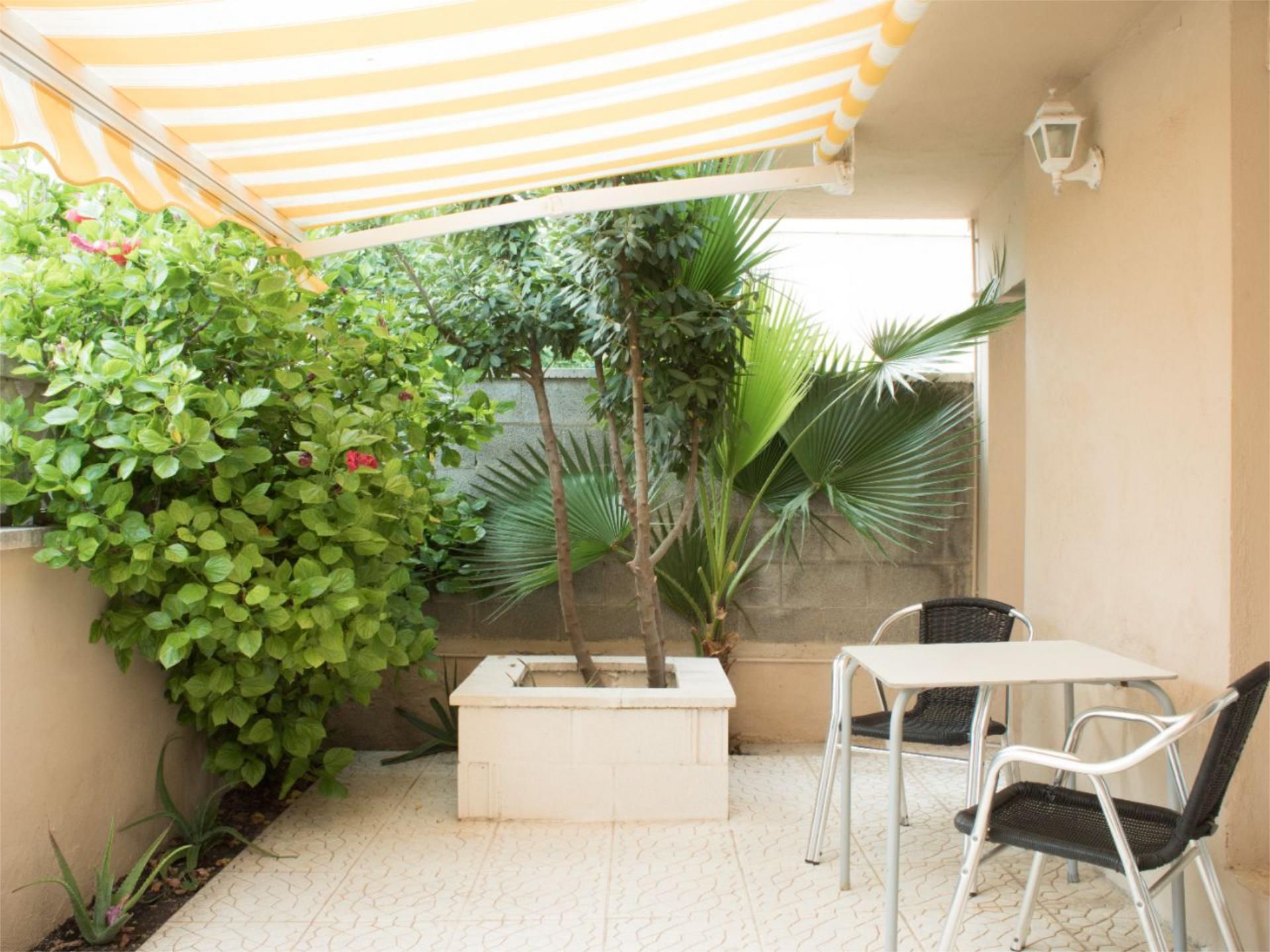 Terrace of Planta baja to rent in Cubelles  with Air Conditioner, Heating and Private garden