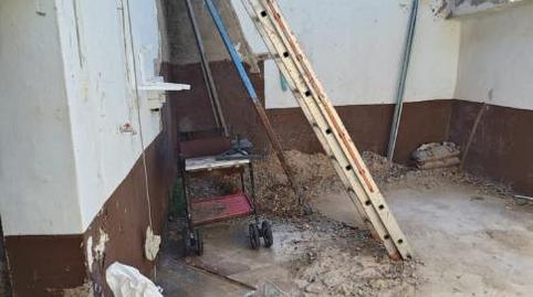 Foto 3 de Casa adosada en venda a Plaza Esparraguera, 2, Valdecañas de Tajo, Cáceres