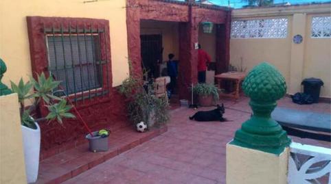 Foto 3 de Casa adosada en venta en Villamanrique de la Condesa, Sevilla