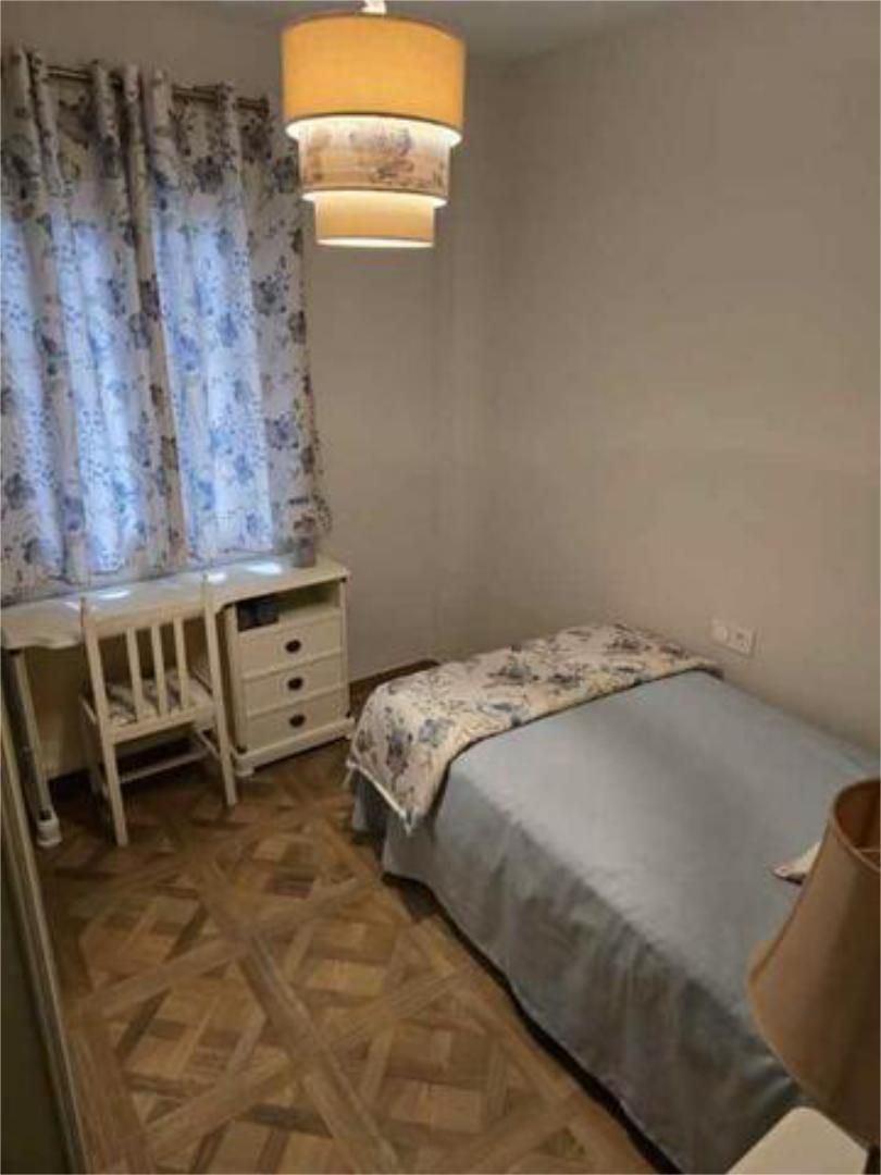 Flat to share in Baeza