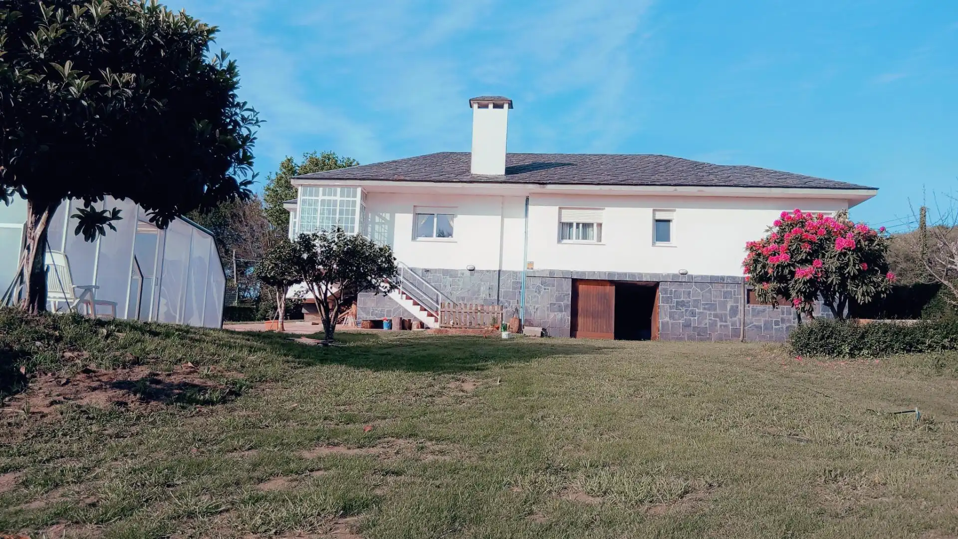 Exterior view of Houses for sale in Fene  with Swimming Pool