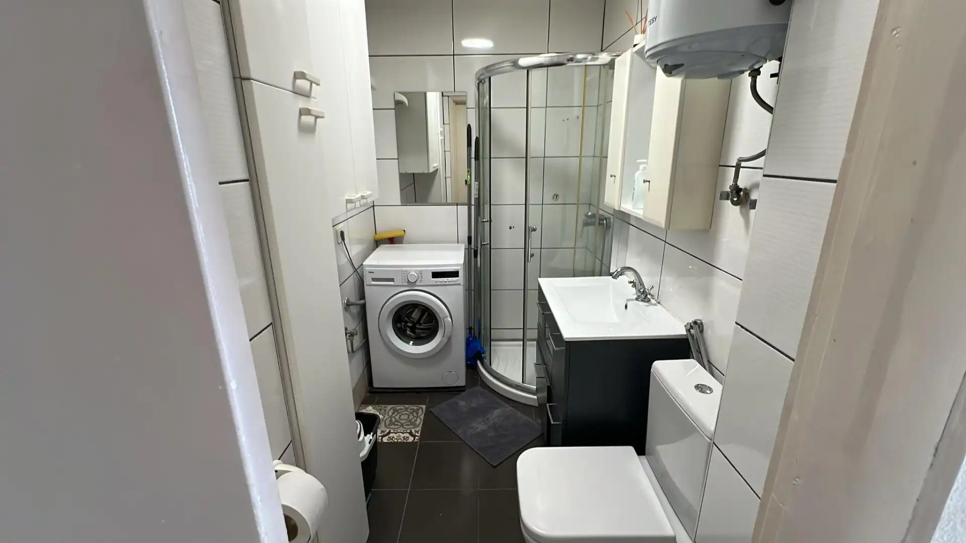 Bathroom of Flat for rent in San Bartolomé de Tirajana  with Swimming Pool, Furnished and Oven