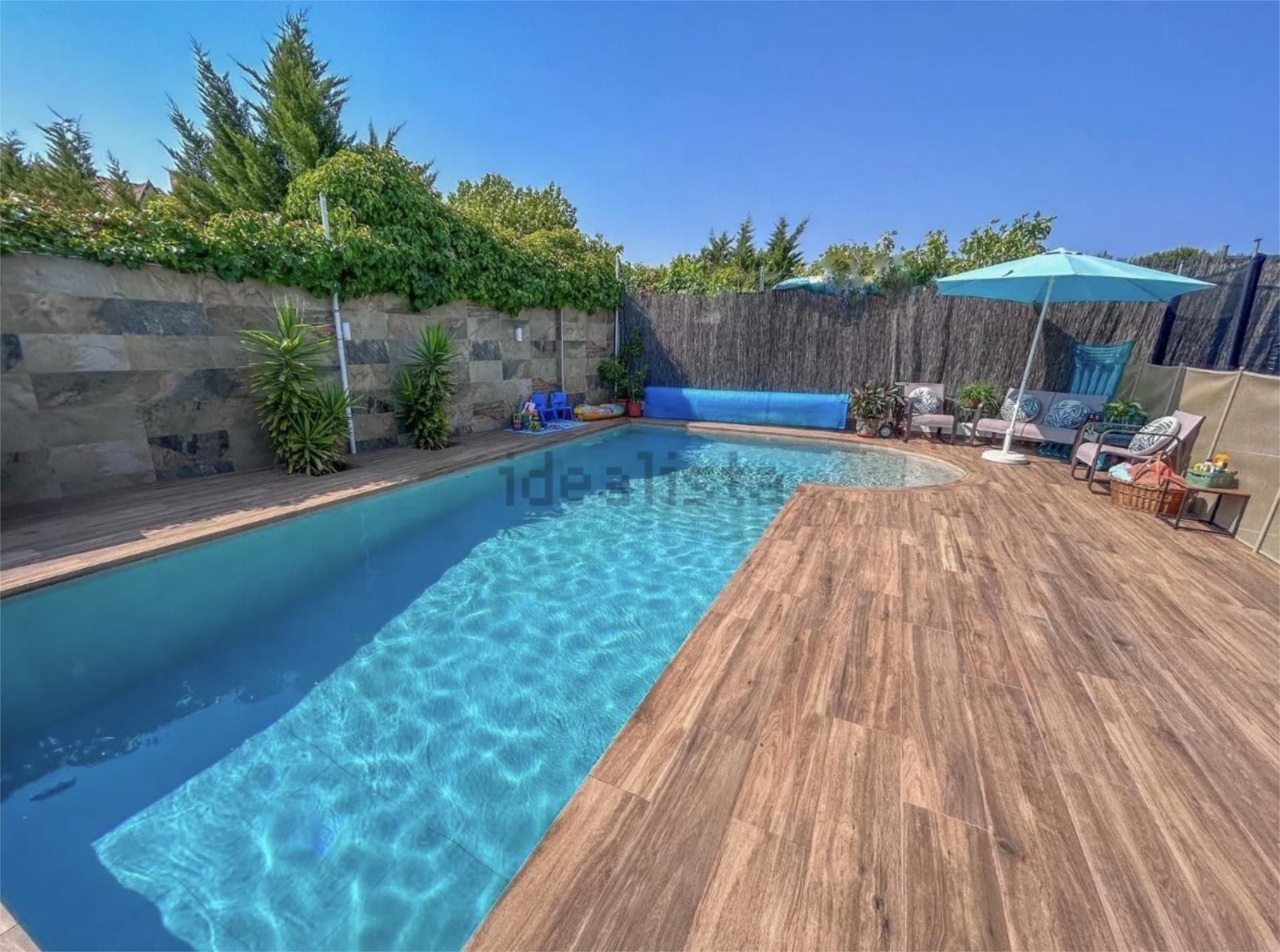 Piscina de Casa o xalet en venda en Rivas-Vaciamadrid amb Aire condicionat, Calefacció i Jardí privat