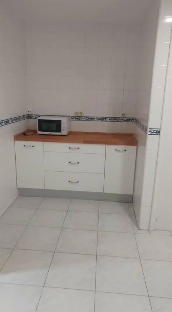Flat for rent in Calle de Castelar, 16, Arenal - Museo Flat for rent in Calle de Castelar, 16, Arenal - Museo