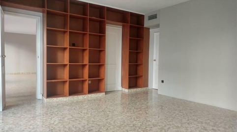 Photo 3 of Flat to rent in Calle de Castelar, 16, Arenal - Museo, Sevilla