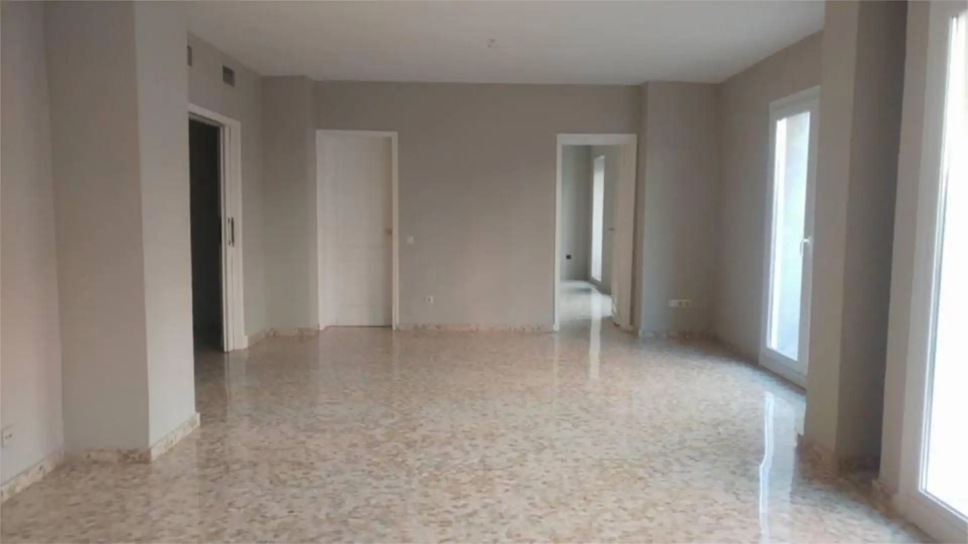 Flat for rent in Calle de Castelar, 16, Arenal - Museo Flat for rent in Calle de Castelar, 16, Arenal - Museo