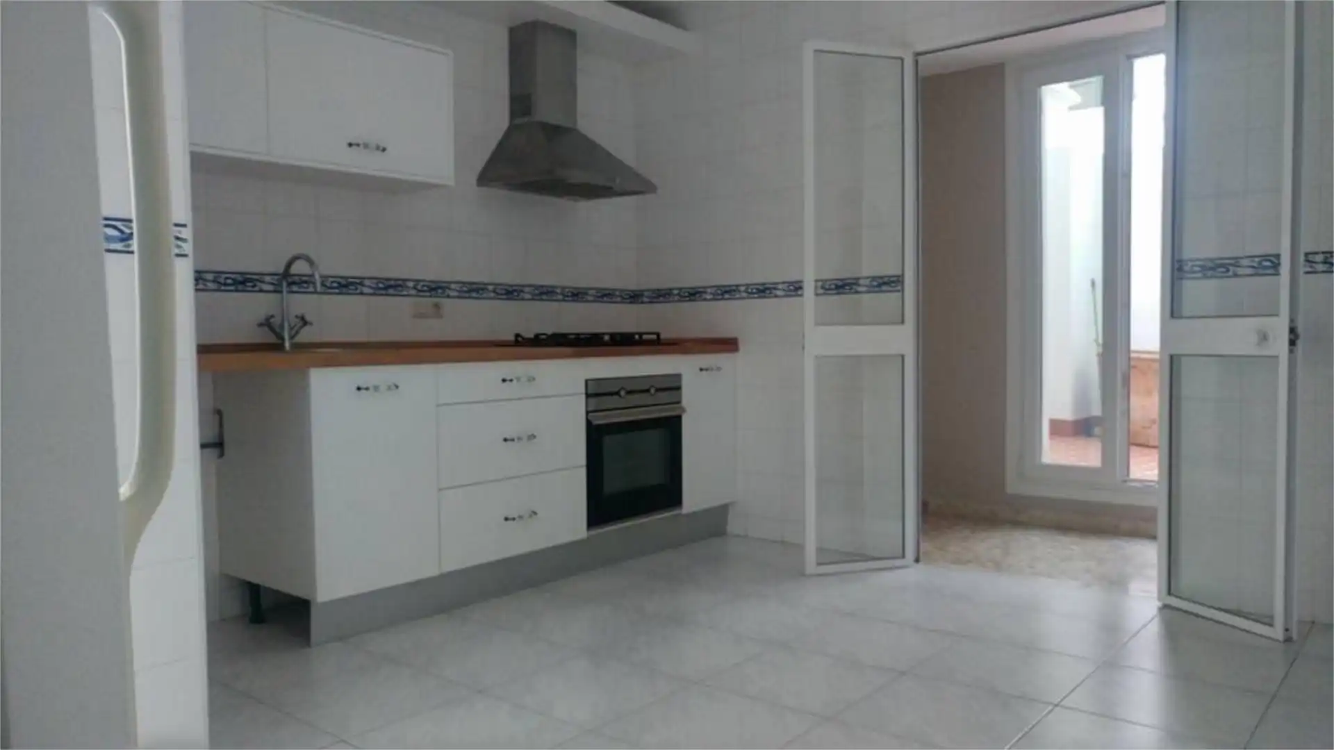 Flat for rent in Calle de Castelar, 16, Arenal - Museo Flat for rent in Calle de Castelar, 16, Arenal - Museo