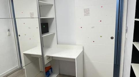 Foto 2 de Pis per a compartir a Carrer de Diògenes, 19, La Florida, Barcelona