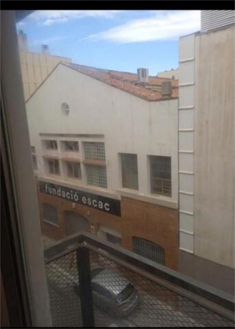 Vista exterior de Garatge de lloguer en Terrassa