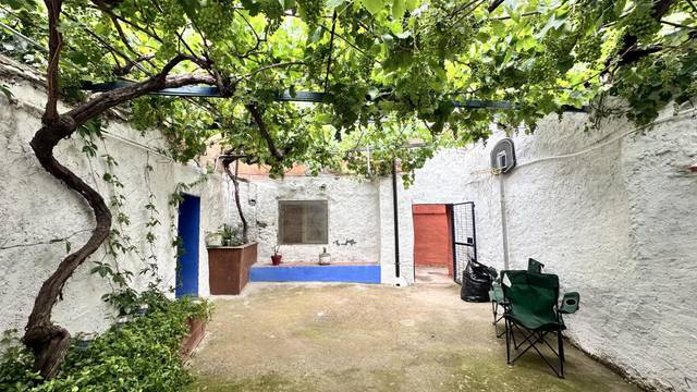 Casa adosada en Venta en Calle San Antonio, 4 en Brea de Aragón