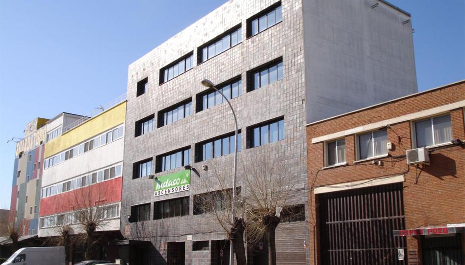 Industrial buildings to rent in Avenida de Los Hermanos Granda, 34, Rejas, Madrid - image 1 Photo 1 of Industrial buildings to rent in Avenida de Los Hermanos Granda, 34, Rejas, Madrid