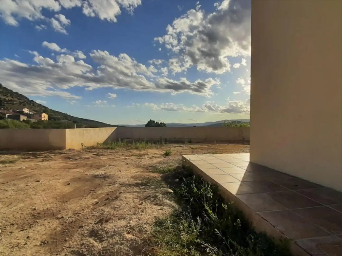 Finca rústica en venta en Avinguda Constitució, 35, Sierra Engarcerán Finca rústica en venta en Sierra Engarcerán con Aire acondicionado, Calefacción y Jardín privado