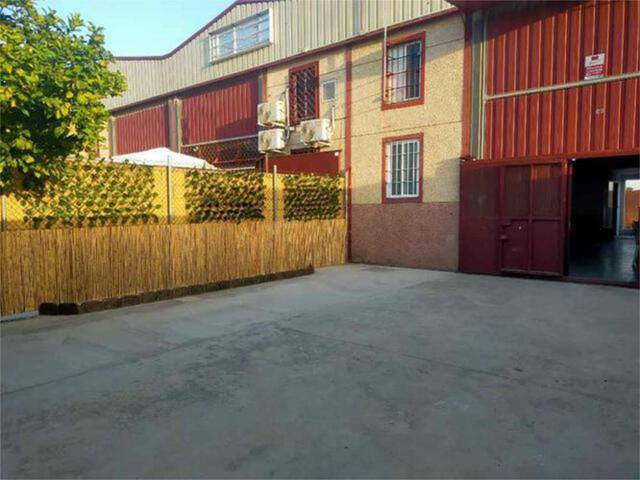 Nave industrial en Alquiler en Centro