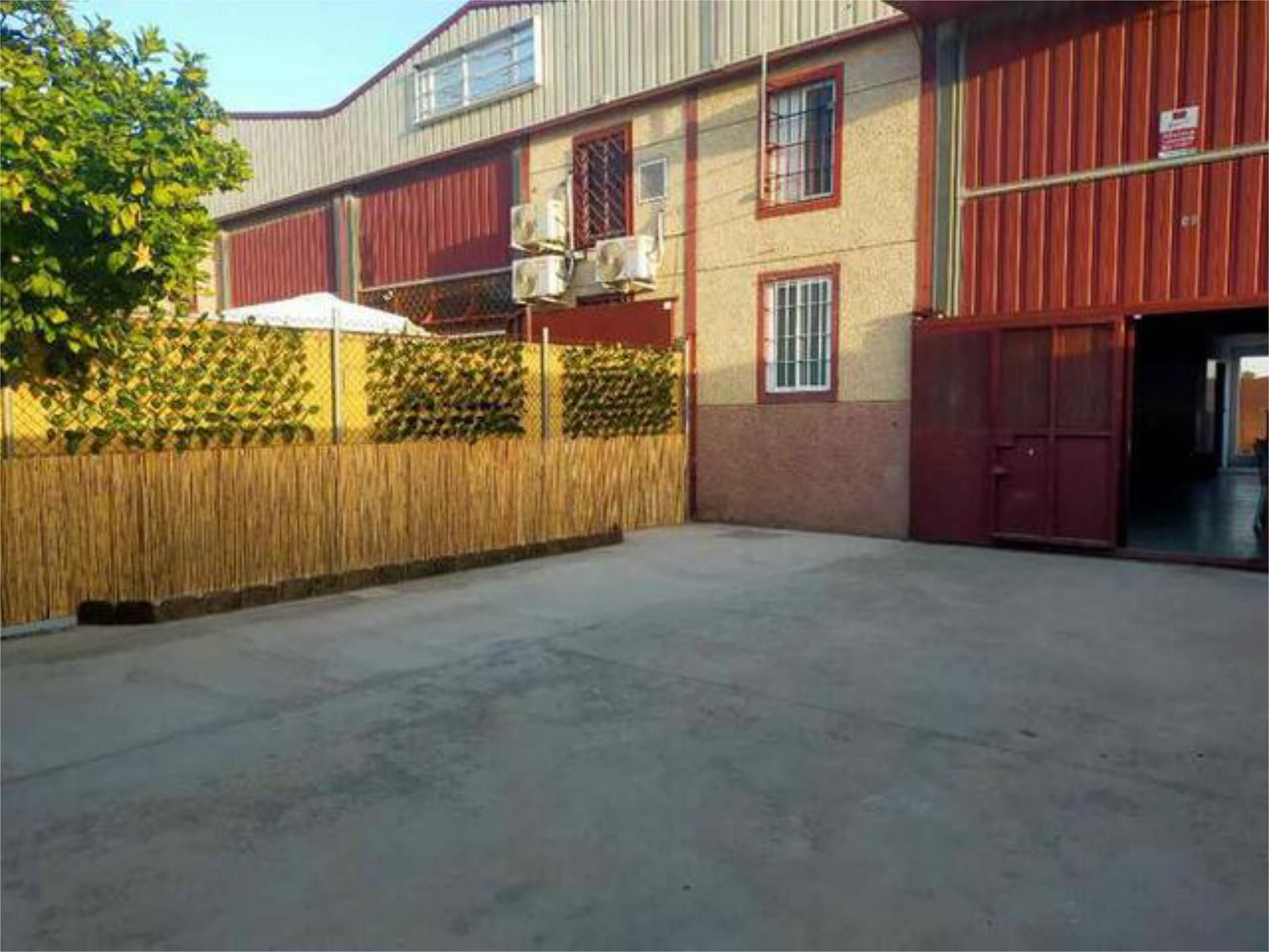 Vista exterior de Nau industrial de lloguer en Jerez de la Frontera