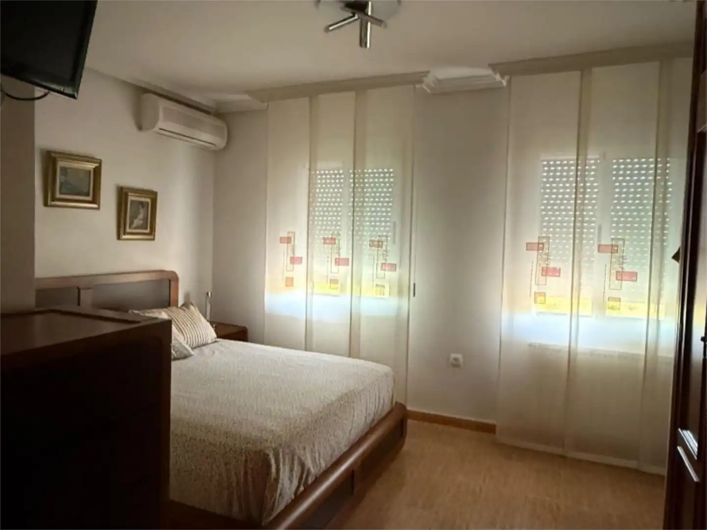Einfamilien-Reihenhaus zum Verkauf in Calle Los Cipreses, 1, Piedrabuena Schlafzimmer von Einfamilien-Reihenhaus zum Verkauf in Piedrabuena mit Klimaanlage