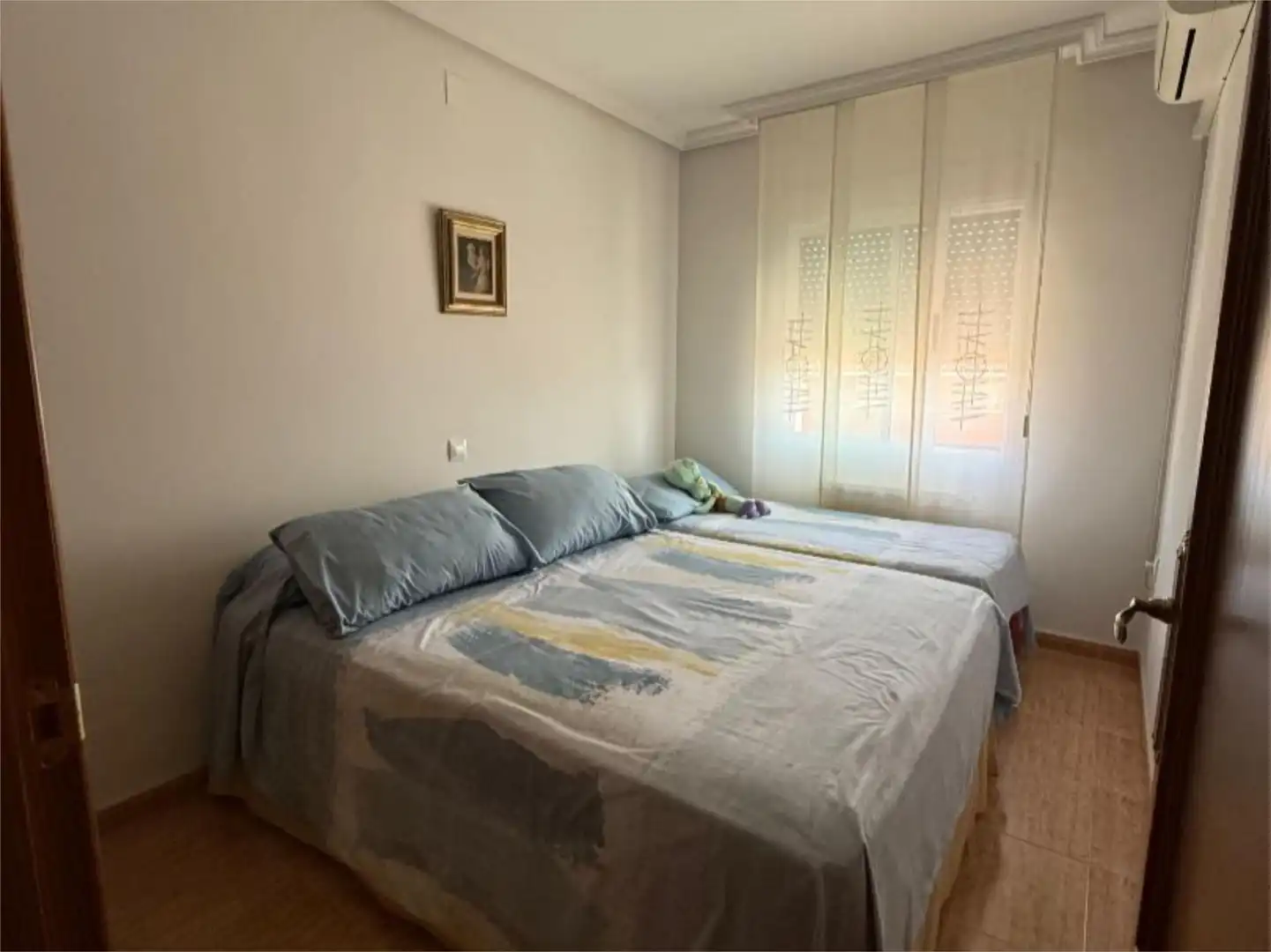 Einfamilien-Reihenhaus zum Verkauf in Calle Los Cipreses, 1, Piedrabuena Schlafzimmer von Einfamilien-Reihenhaus zum Verkauf in Piedrabuena mit Klimaanlage