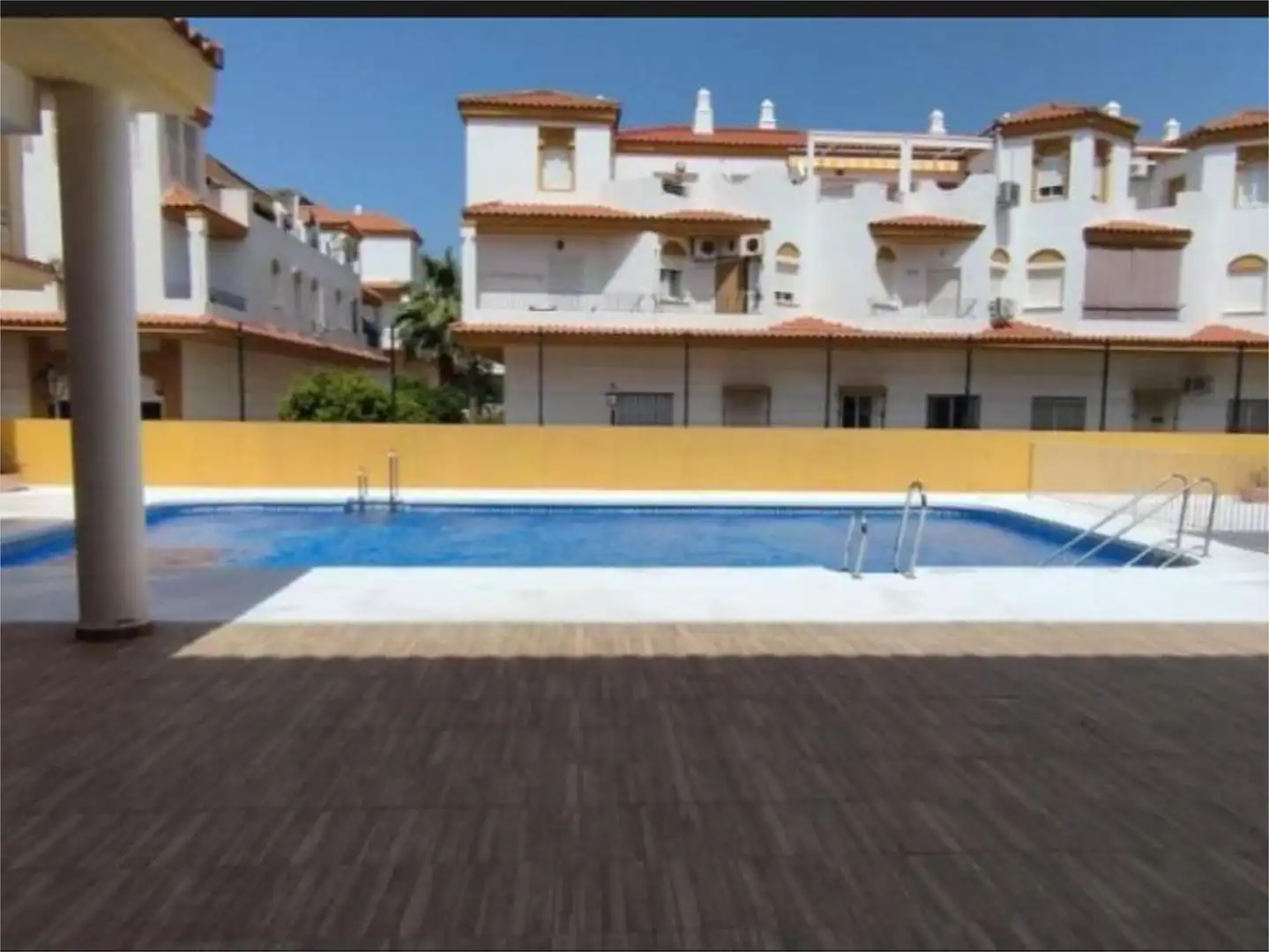 Piso en venta en Calle Palmera del Palacio, 2, Zahara Pueblo Piscina de Piso en venta en Zahara de los Atunes con Aire acondicionado, Piscina y Amueblado