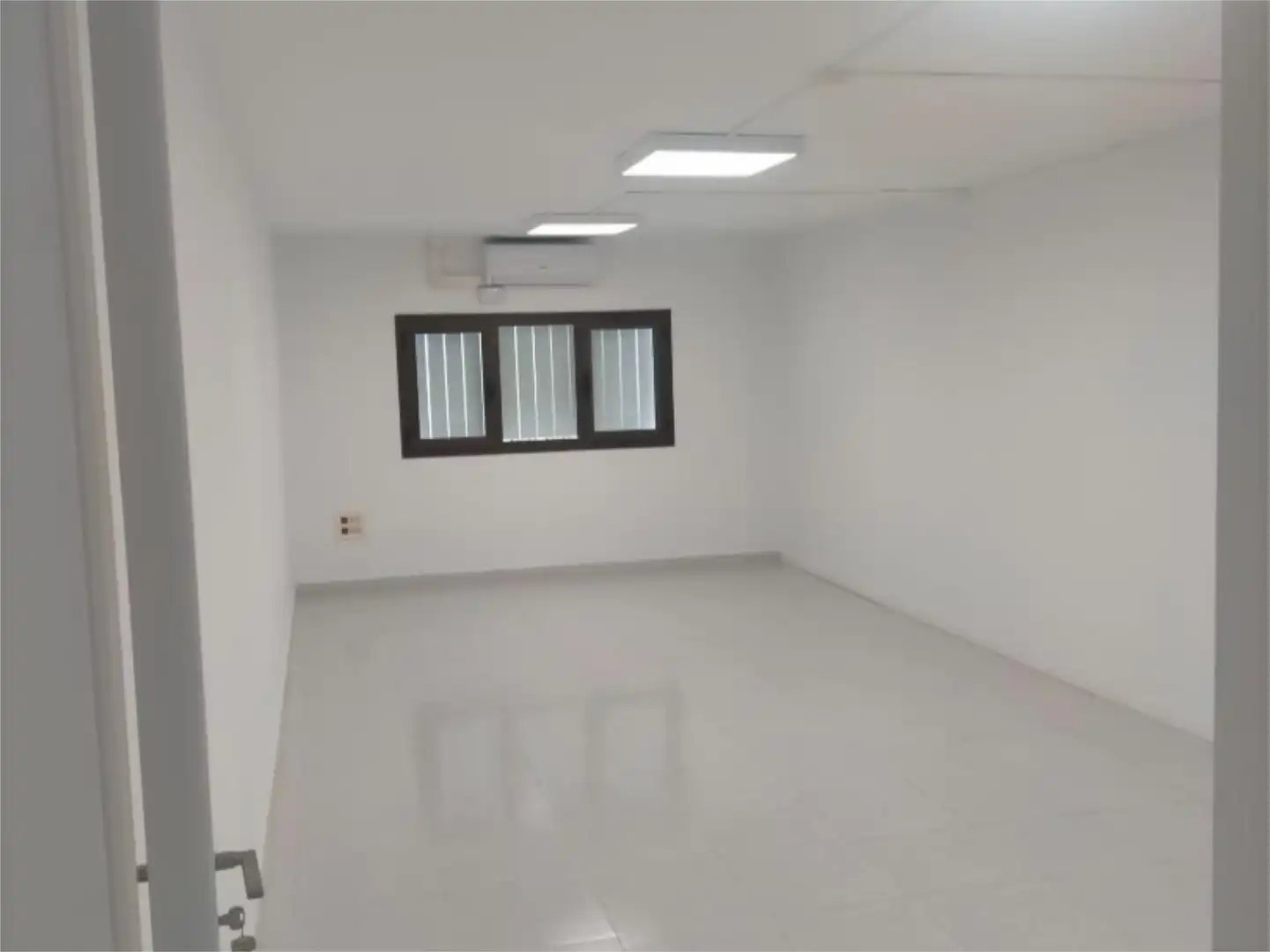 Office for rent in Calle Escotilla, 38, Valterra - Altavista Office for rent in Arrecife