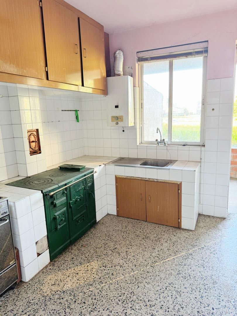 Kitchen of Flat for sale in Carballo  with Private garden and Balcony