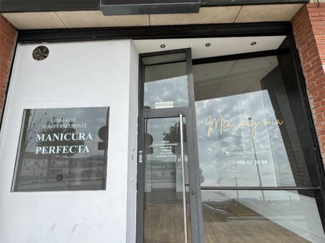 Local comercial en Alquiler en Avinguda Montserrat, 27 en Lliçà de Vall
