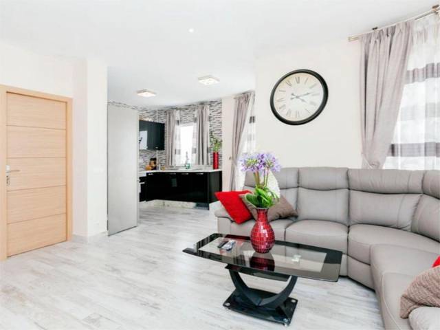 Piso en Venta en Calle Baleares, 1 en Torviscas Centro y Alto