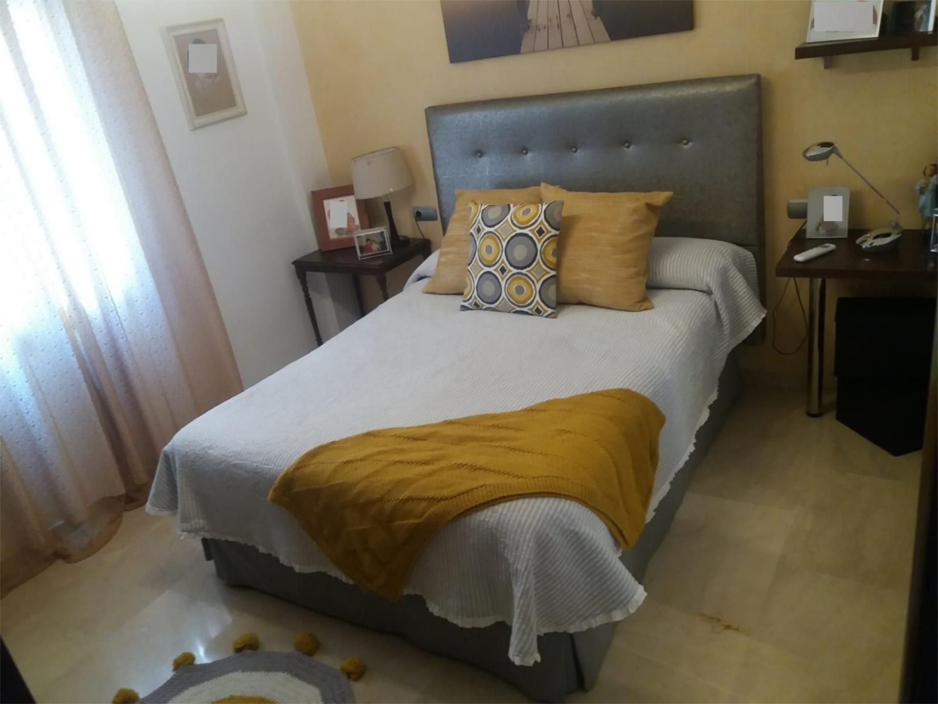 Habitación de Piso de alquiler en Priego de Córdoba con Aire acondicionado, Calefacción y Trastero