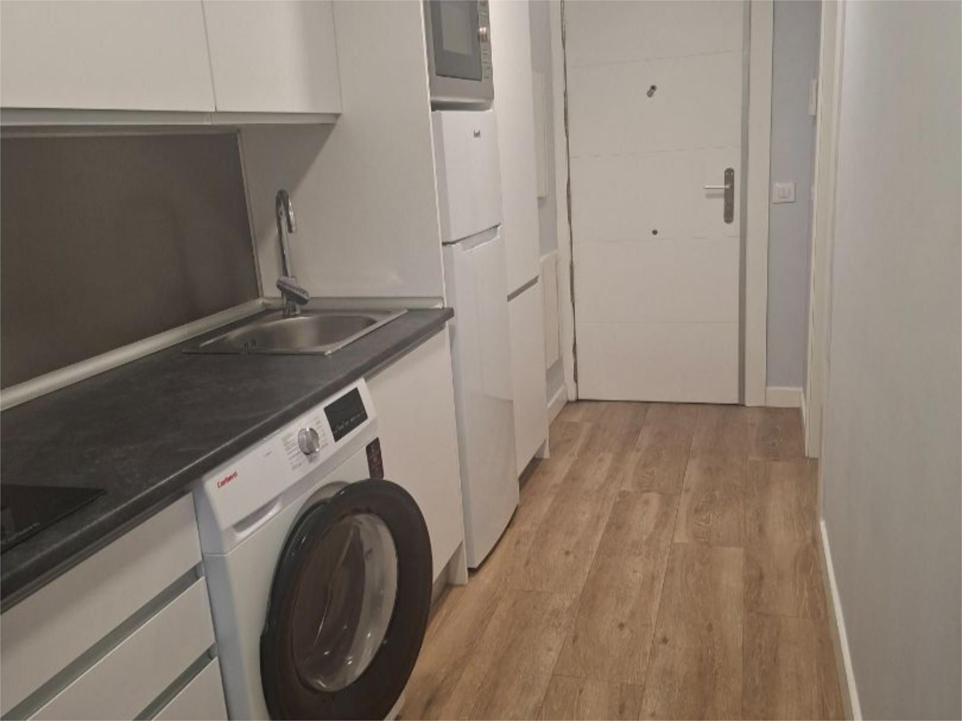 Apartment to rent in Calle de Saturno, 48, Casco Histórico de Barajas
