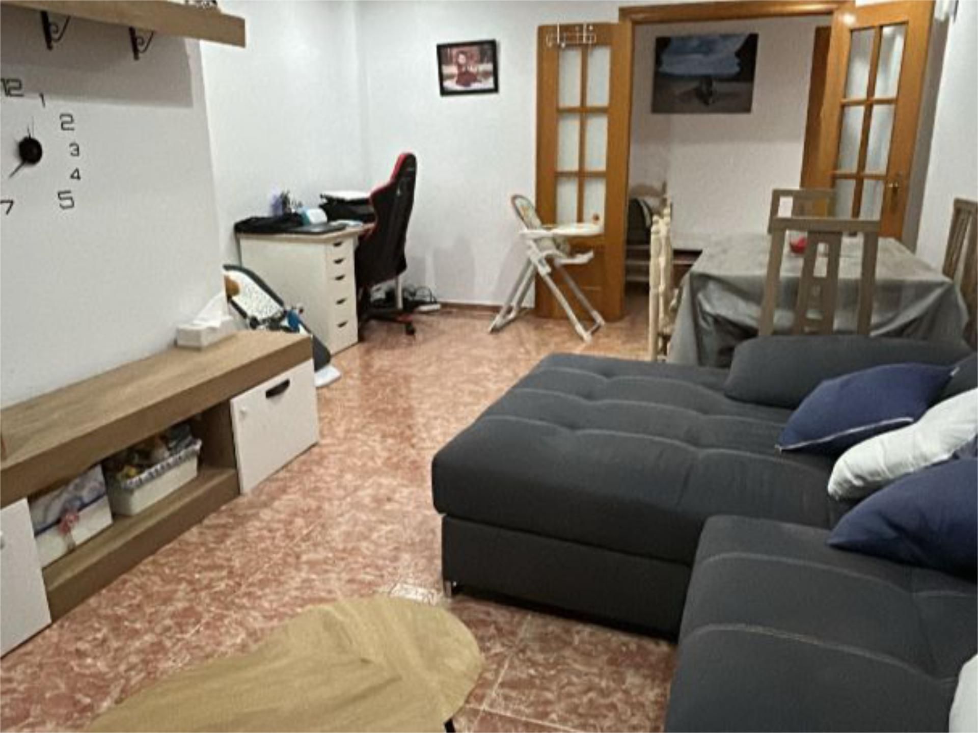 Sala d'estar de Pis en venda en  Almería Capital amb Aire condicionat, Terrassa i Moblat