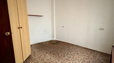 Foto 4 de Piso en venta en Calle Alemania, 13, San José - San Bernardo, La Línea de la Concepción