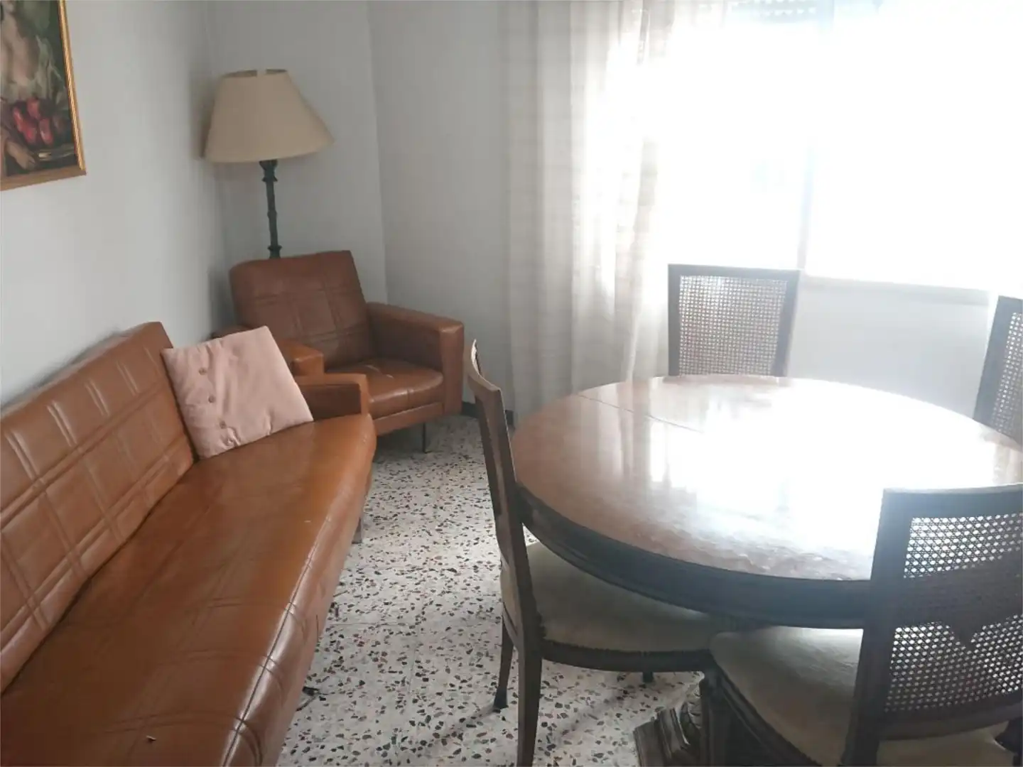 Casa adosada en venta en Calle la Paz, 25, Oliete Comedor de Casa adosada en venta en Oliete con Terraza y Amueblado