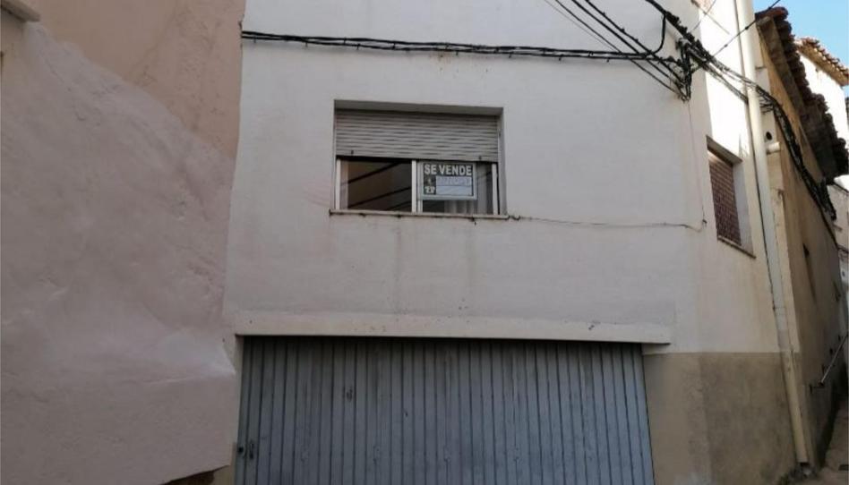 Single-family semi-detached for sale in Calle la Paz, 25, Oliete, Teruel - image 1 Photo 1 of Single-family semi-detached for sale in Calle la Paz, 25, Oliete, Teruel