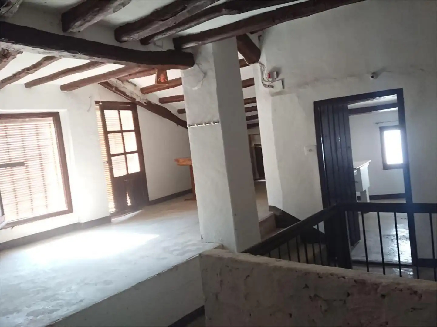 Casa adosada en venta en Calle la Paz, 25, Oliete Casa adosada en venta en Oliete con Terraza y Amueblado