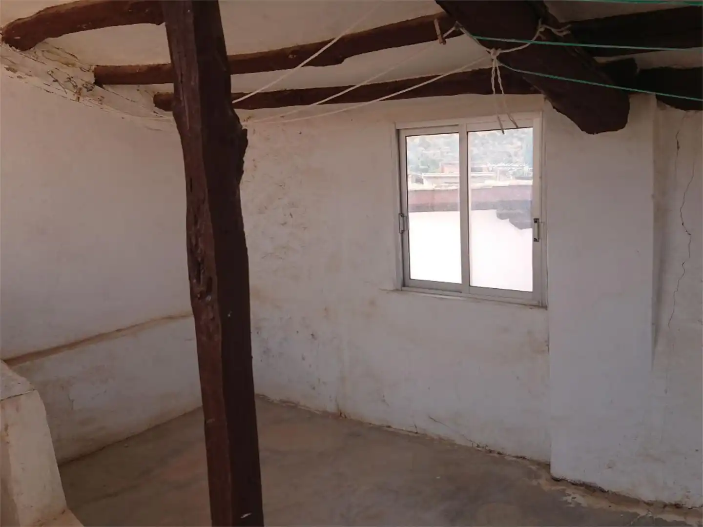 Casa adosada en venta en Calle la Paz, 25, Oliete Casa adosada en venta en Oliete con Terraza y Amueblado