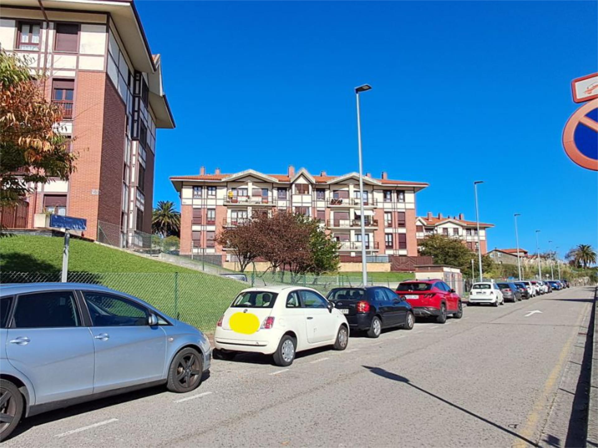 Aparcament de Pis en venda en Santander amb Balcó