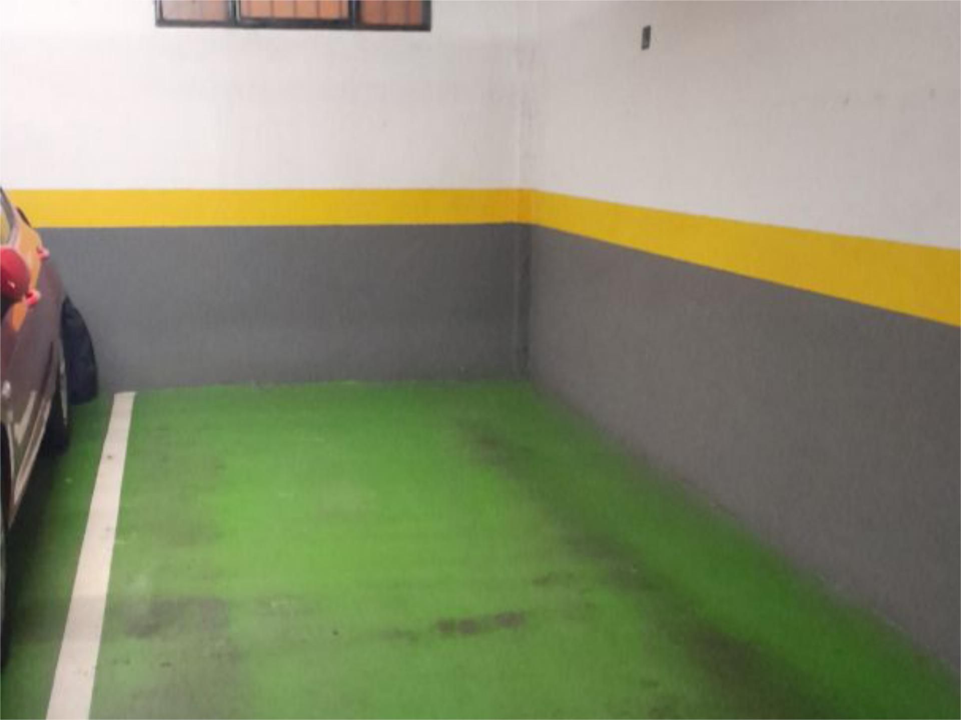 Parking of Garage to rent in Alcalá de Henares