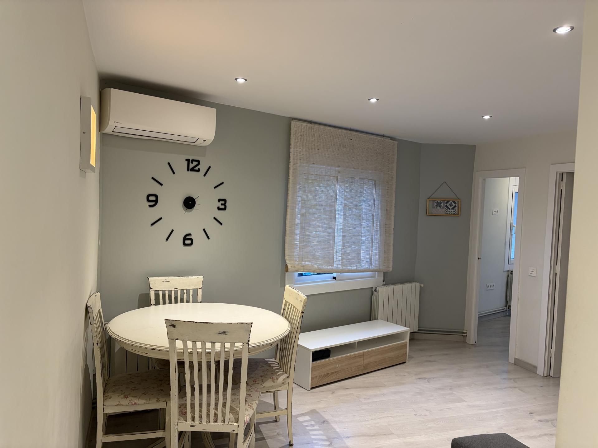 Living room of Flat to rent in Sant Boi de Llobregat  with Air Conditioner, Heating and Parquet flooring