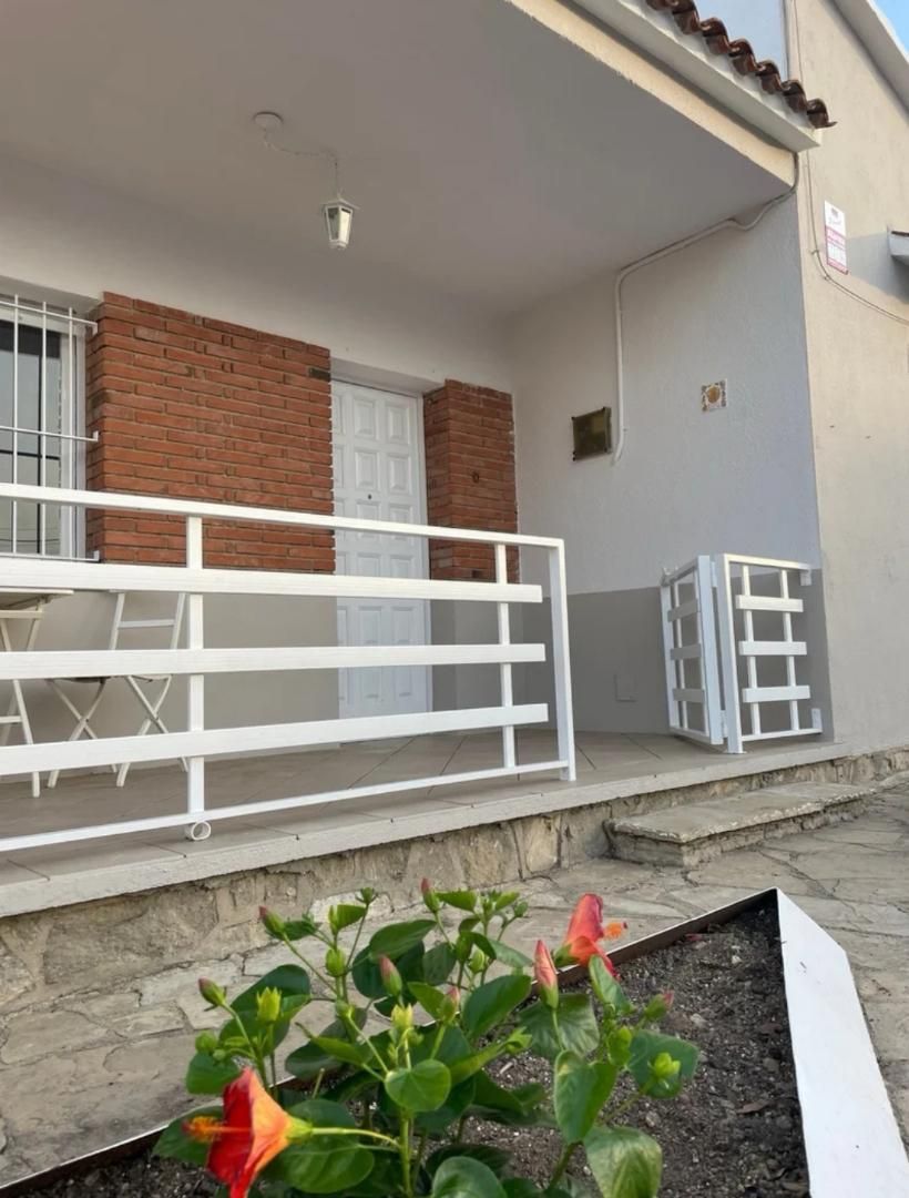 Balcony of House or chalet for sale in Banyeres del Penedès  with Air Conditioner