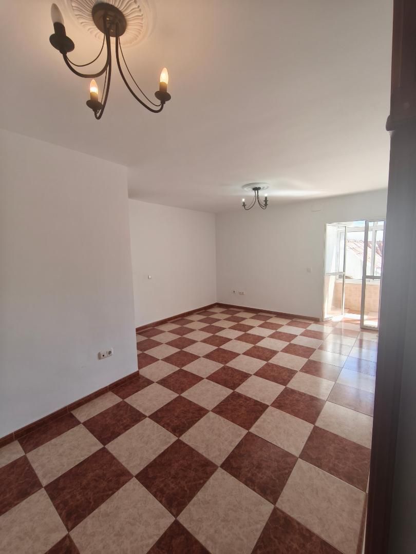 Flat to rent in Alhaurín El Grande  with Terrace