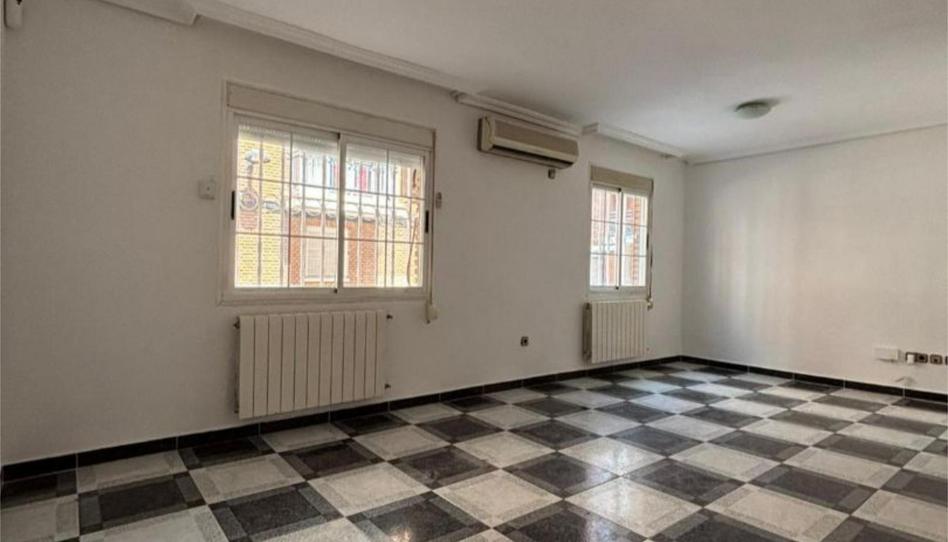 Foto 1 de Pis en venda a Paseo de la Estación, 1, Estación - Parque O'Donnell, Madrid