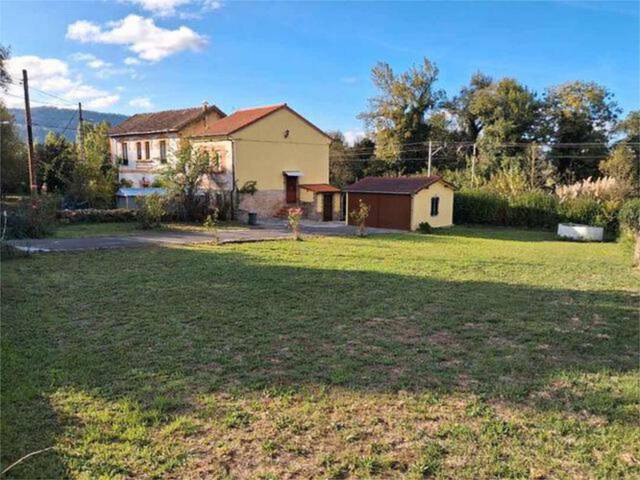 Casa-chalet en Venta en Colloto