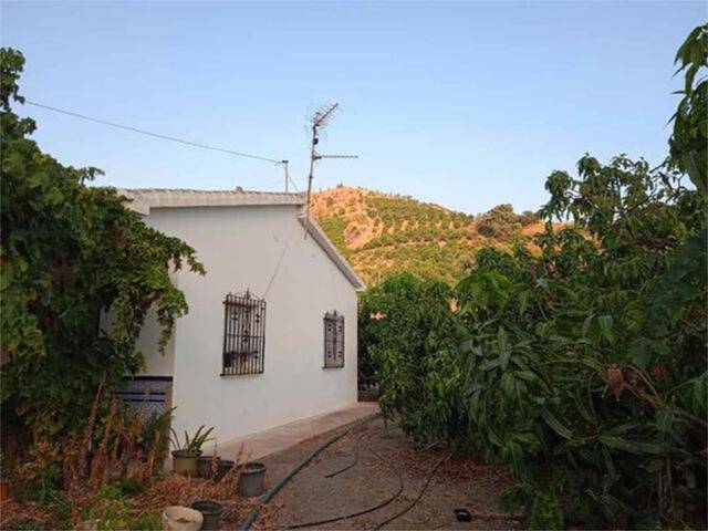 Casa-chalet en Venta en Cútar
