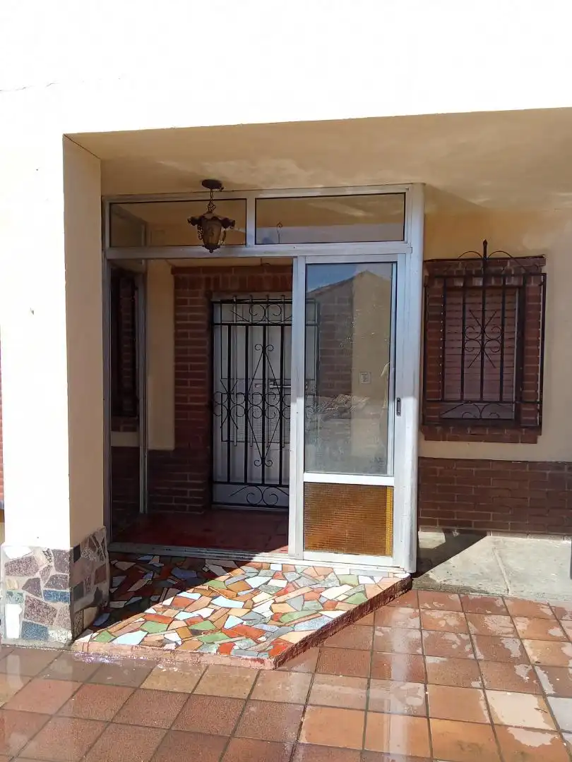 Houses for sale in El Burgo Ranero 